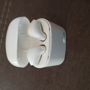 Ear buds & charging case/cord